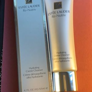 Estée Lauder Re-Nutriv Hydrating Creme Cleanser